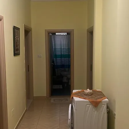 Apartament Oresti *