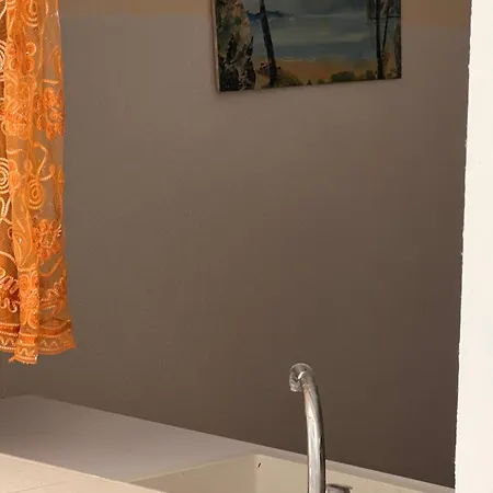 Oresti Apartament *